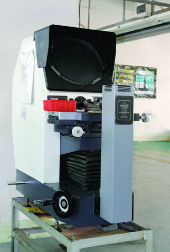 Proyector de perfiles